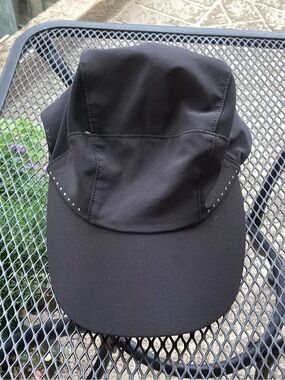 ⁠Lululemon Black Lightweight Performance Running Baseball Cap OS⁠